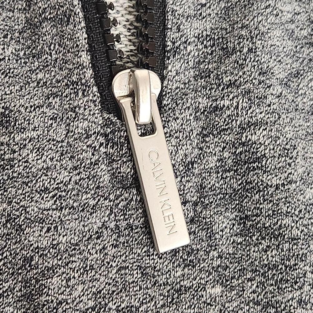 Calvin Klein Gray quarterzip cropped sweatshirt size XXL - Picture 10 of 13